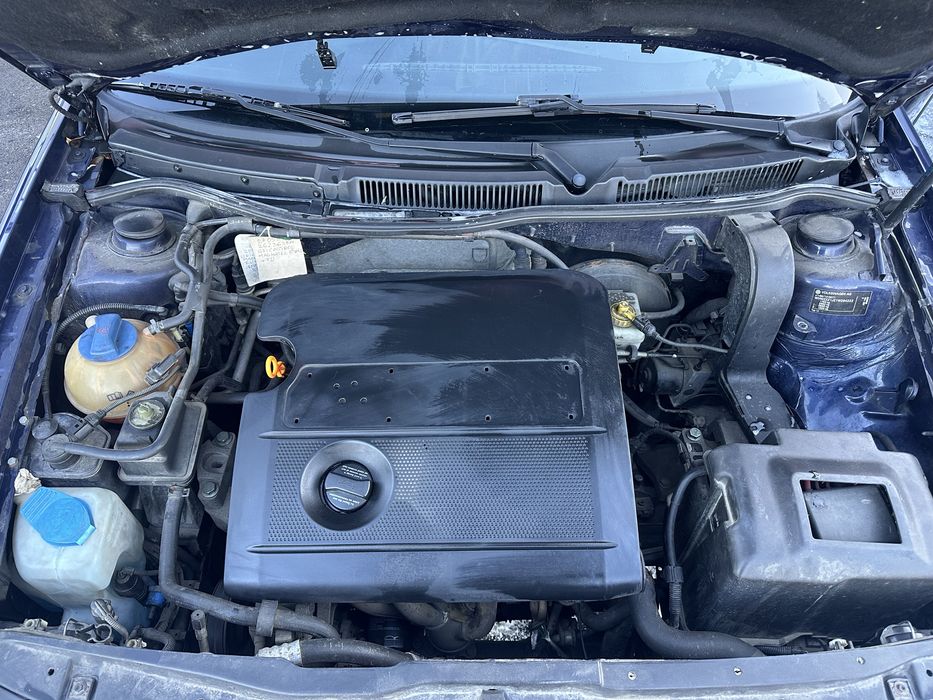 VW Golf 4 Variant (Break) 1.6 16V – 105 CP | AC | Pilot automat