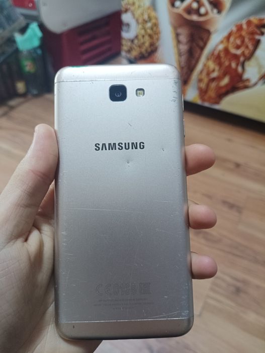 Samsung j5 telefon