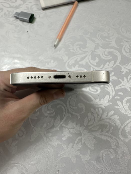 Продаю iPhone 14 128gb