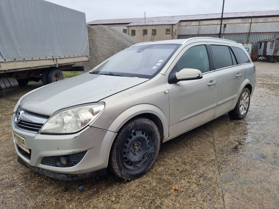 Opel Astra 1.9 CDTI Cosmo Теглич  На части