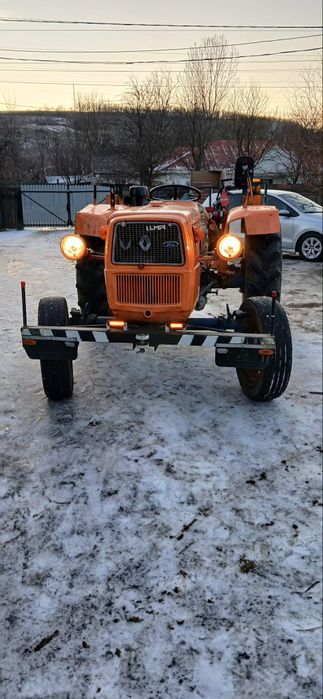 Vând Tractor Fiat 415