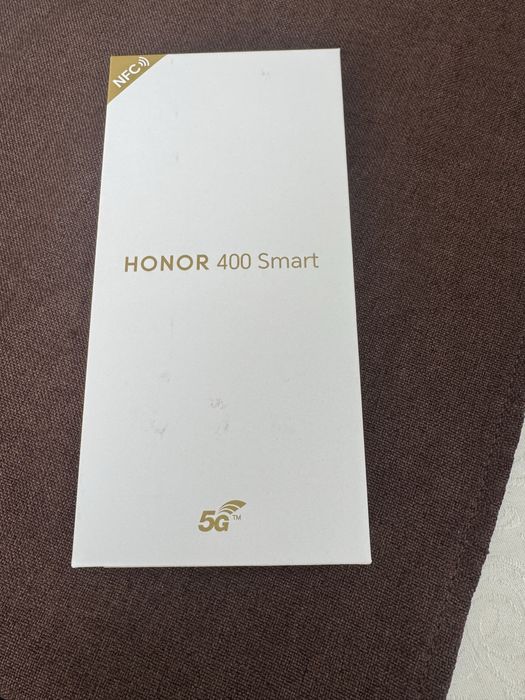 Телефон Honor 400  НОВ!