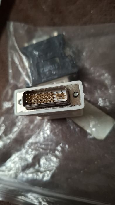 Переходник hdmi - vga, dp - hdmi.
