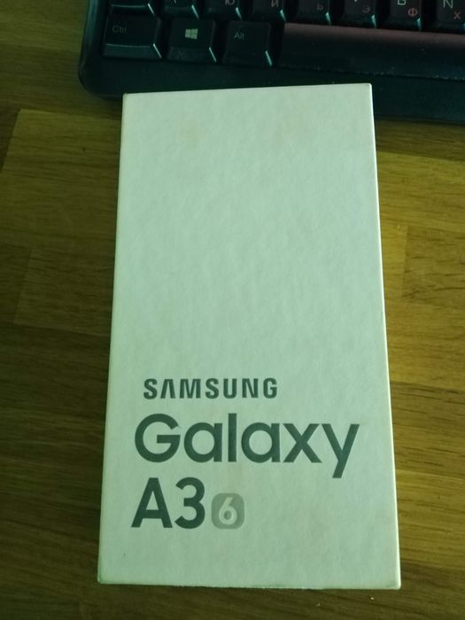 Samsung Galaxy A3  Gold