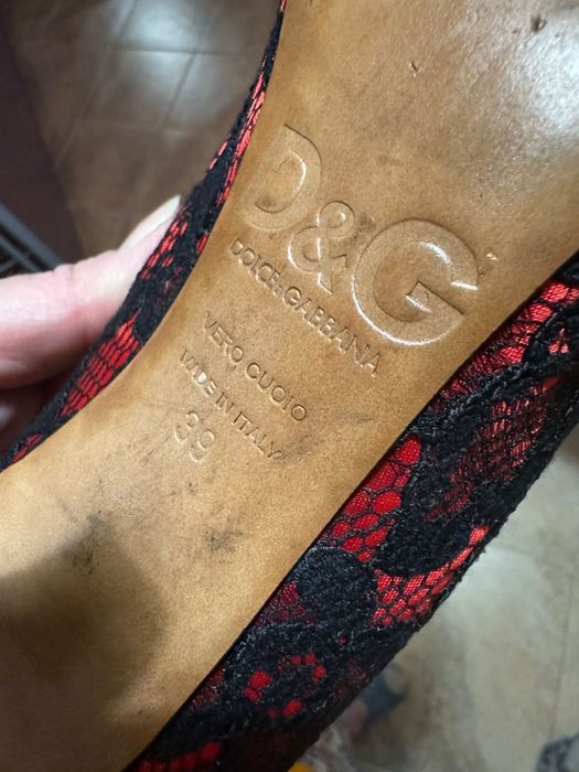 Продам туфли оригинал