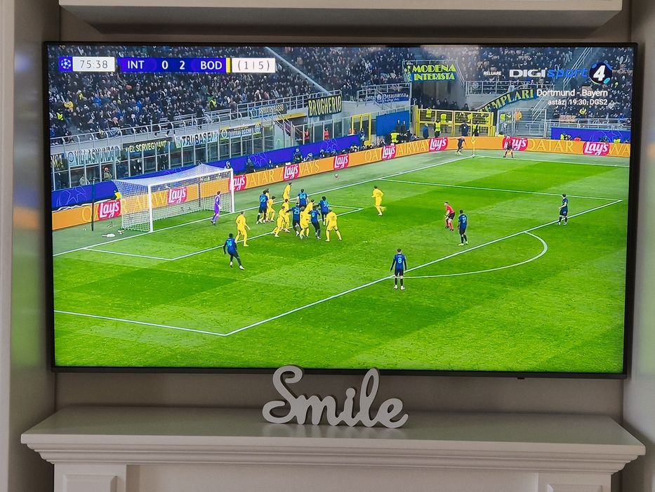 Samsung TV 55" UHD 4K  Seria 8