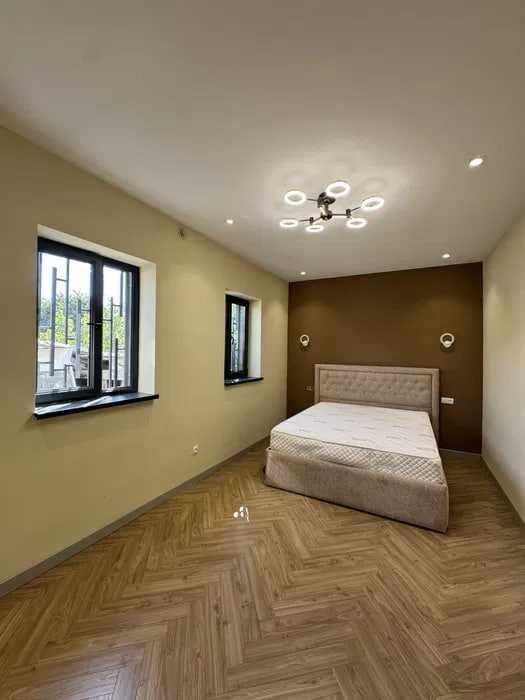 Аренда Дом 4000у.е. за Мирабад Авеню