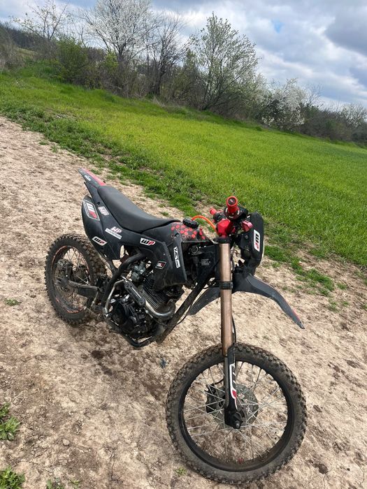 Vand cross kxd falcon 150 cc