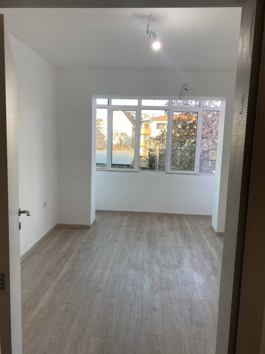 Продава се Тристаен апартамент в Пловдив, Кършияка - 71 кв.м за 2324 €/кв.м - Снимка #7