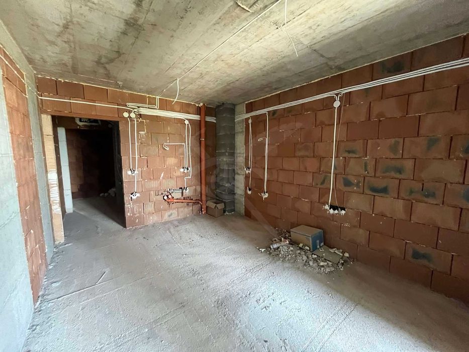 Продава се Двустаен апартамент в Пловдив, Христо Смирненски - 78 кв.м за 1507 €/кв.м - Снимка #1