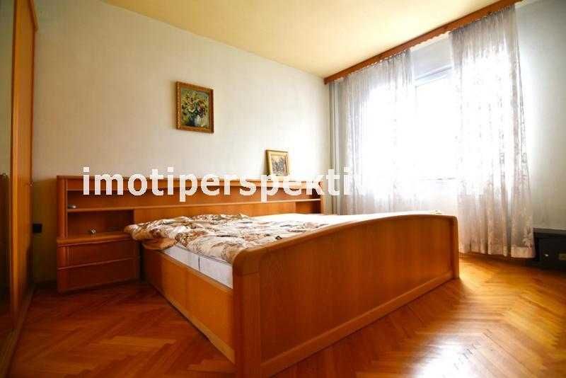 реф.18631 Реална квадратура, среден етаж-маг. Сани!