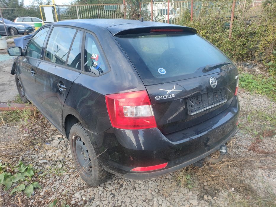 Продавам на части Шкода Рапид 1.2 tsi