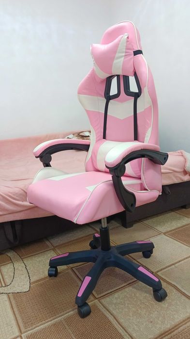 Продам игровое кресло