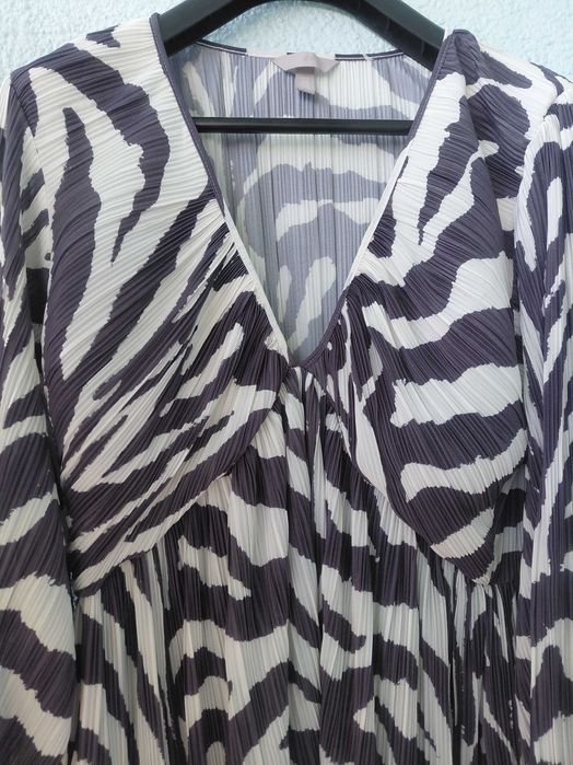 Рокля, чисто нова, XL