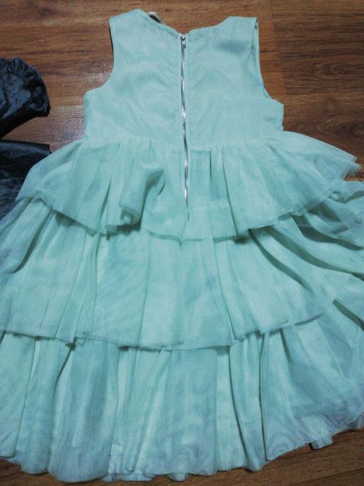Rochita fetite  tull h&m 6-7 ani