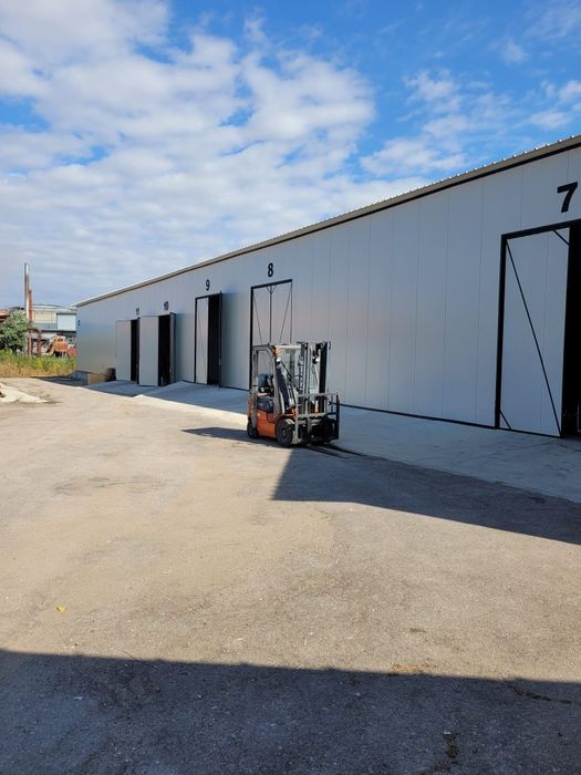 Дава се под наем Склад в Харманли - 700 кв.м за 612 € - Снимка #2