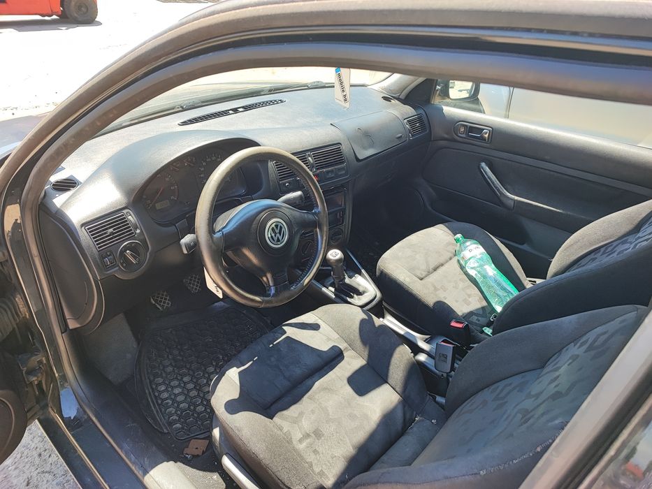 VW Golf 4 1.4i НА ЧАСТИ