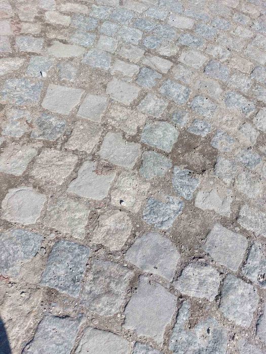 ГРАНИТНИ ПАВЕТА 170 лв. за тон