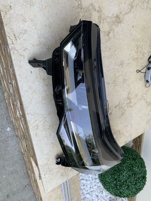 Far Renault Captur full led partea stanga an 2024/2025