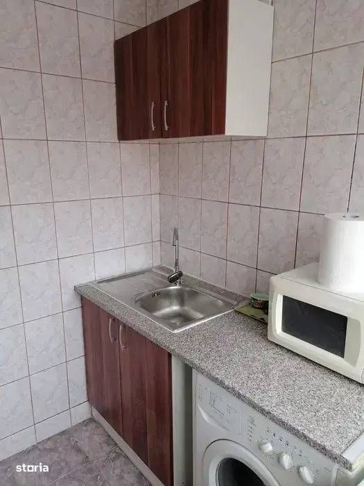 Garsoniera decomandata 5 minute metrou Dristor