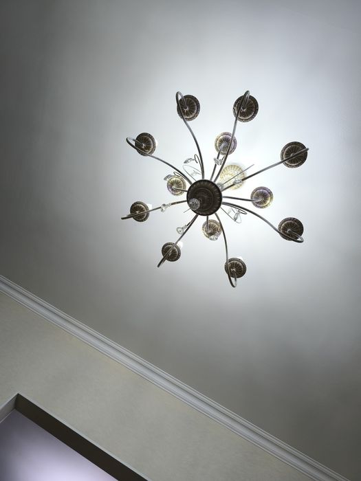 Люстра 12ламп в дом