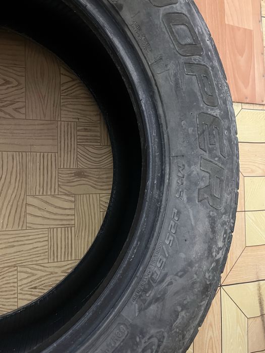 Срочно продам 2 летние шины на р17