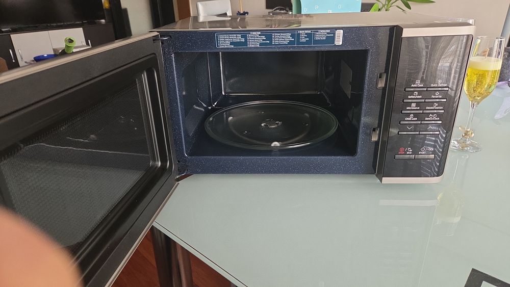 Микровълнова печка Samsung