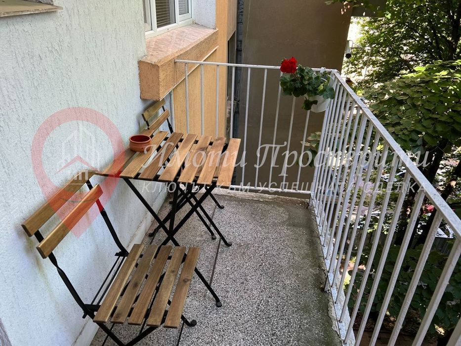 Дава се под наем Тристаен апартамент в София, Център - 85 кв.м за 897.6 € - Снимка #10