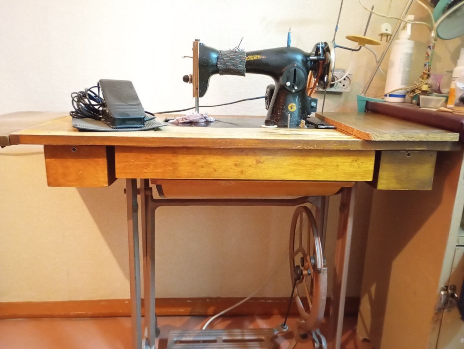 Продам швейную машинку Подольск