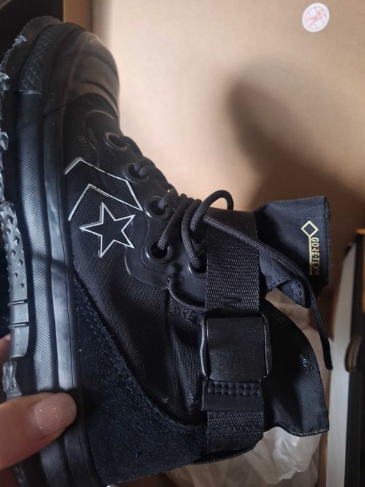 Converse gore-tex