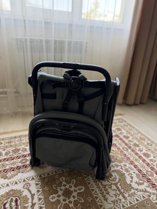 Коляска детская прогулочная