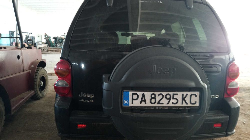 Продава се Jeep Cherokee