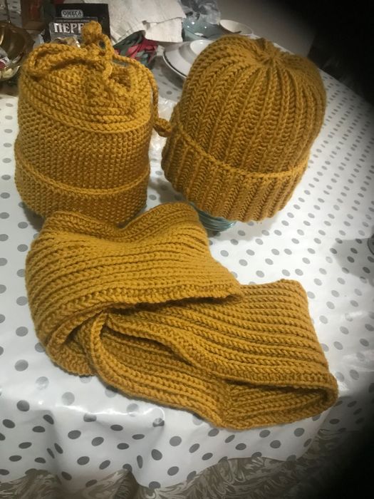 Шапочка тёплая толстая