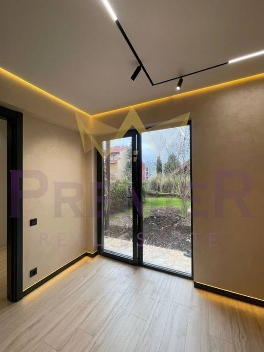 Продава се Тристаен апартамент в Свети Влас - 193 кв.м за 1361 €/кв.м - Снимка #4