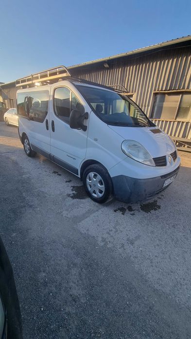 RENAULT TRAFIC 2.0 dCi – 9 Locuri | 2012 | BINE ÎNTREȚINUT