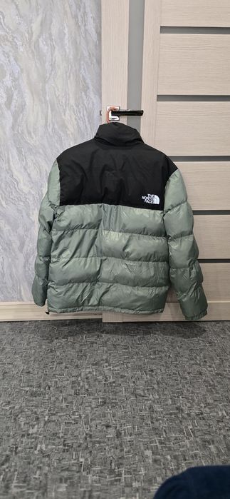 Продам куртку на весну-осень