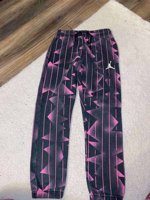 Спортен панталон за момиче, размер 140 Nike air Jordan