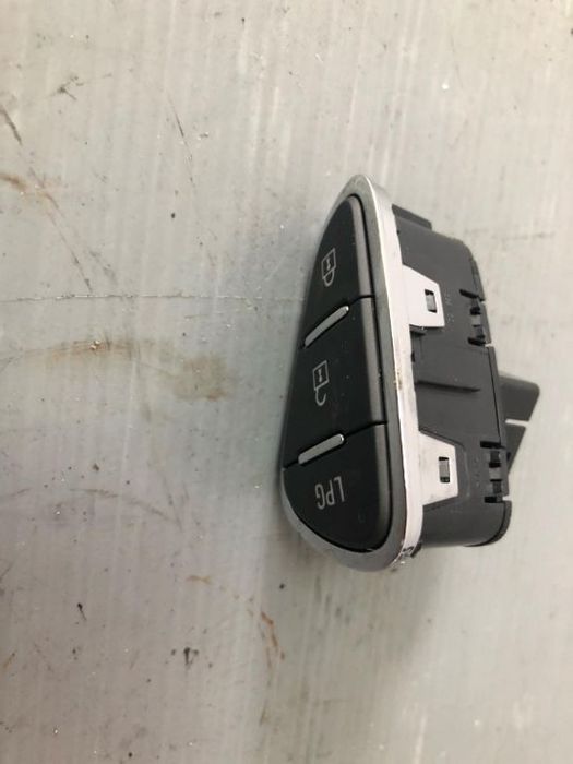 buton deschidere inchidere centralizata opel corsa e dupa 2014