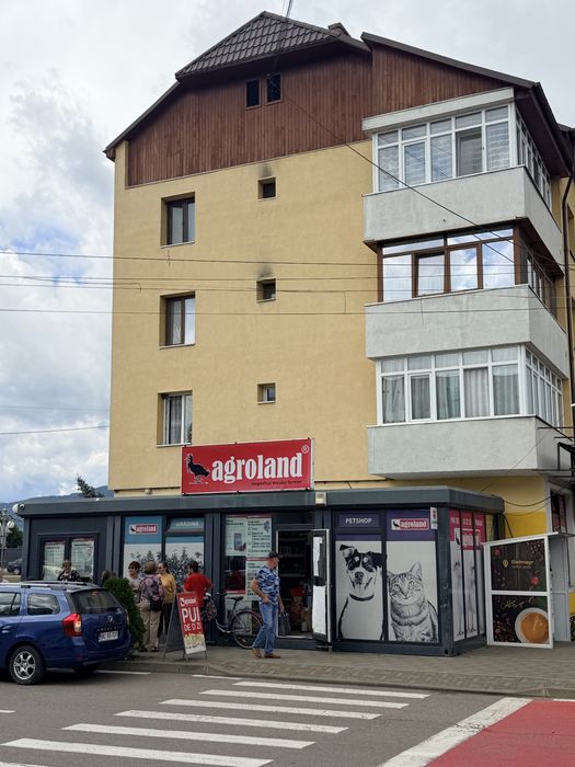 Închiriere spațiu comercial – 40 mp – Dărmănești, ultracentral