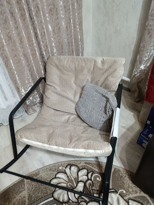Продам креслокачалку