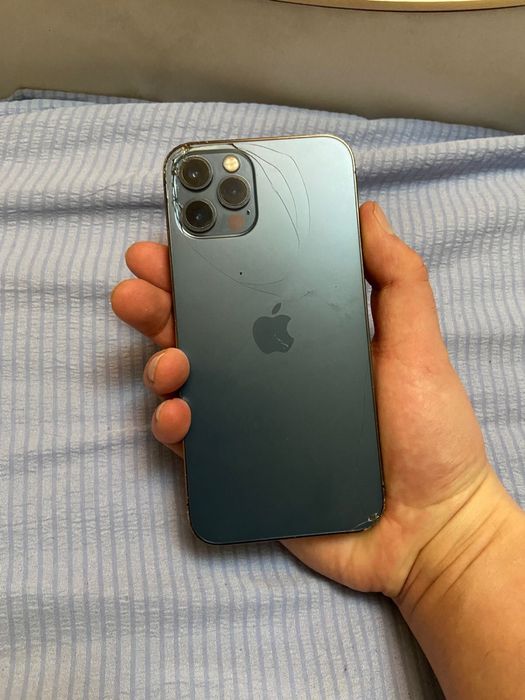 Iphone 12pro продам