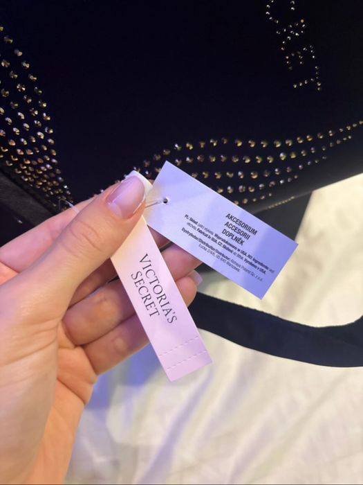 Victoria’s Secret geanta tote fashion show 2025