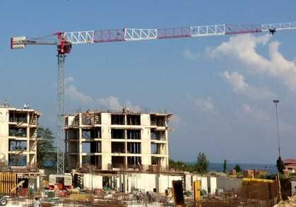 Vand macara turn Dalbe Sky 400, zincata, 42 m inaltime, raza 45m, cu șasiu lestat