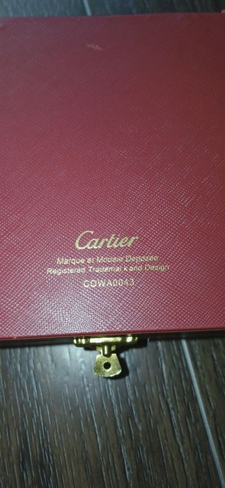 продам коробку Cartier цена 20000