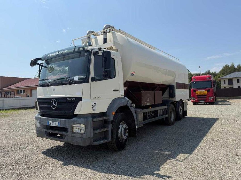 Mercedes Benz Axor 2633 -Transport faina