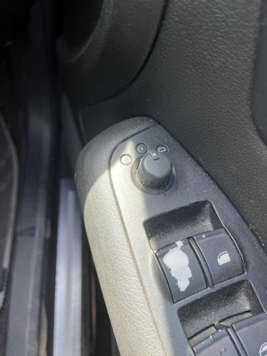 Dezmembrari Audi A4 B7 2.0 TDI BRE  manuala an 2007