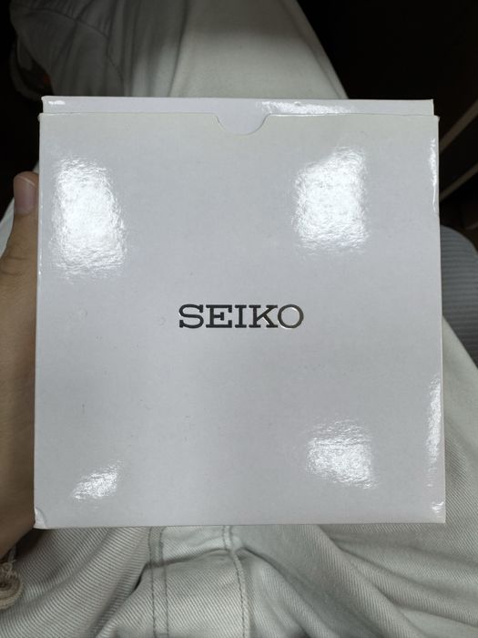 Продам женские часы SEIKO SWR071P1