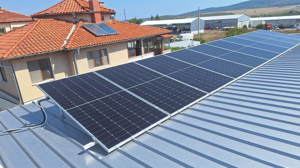 Фотоволтаична хибридна система DEYE 8kw + 20kwh