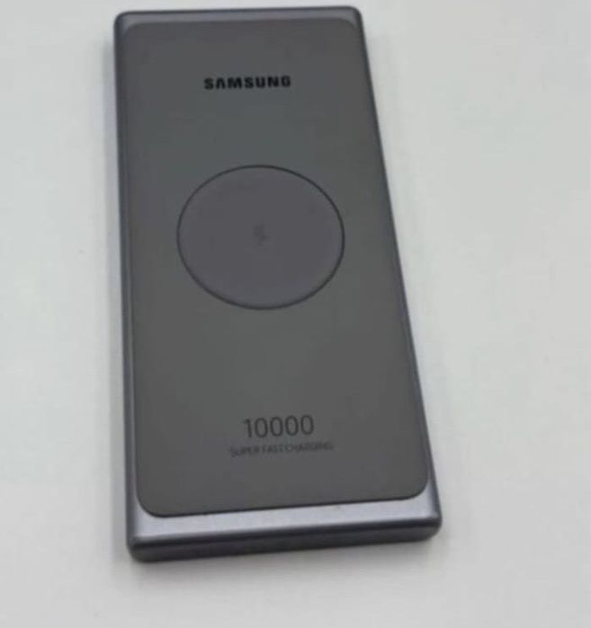 Baterie externa Samsung cu incarcare wireless