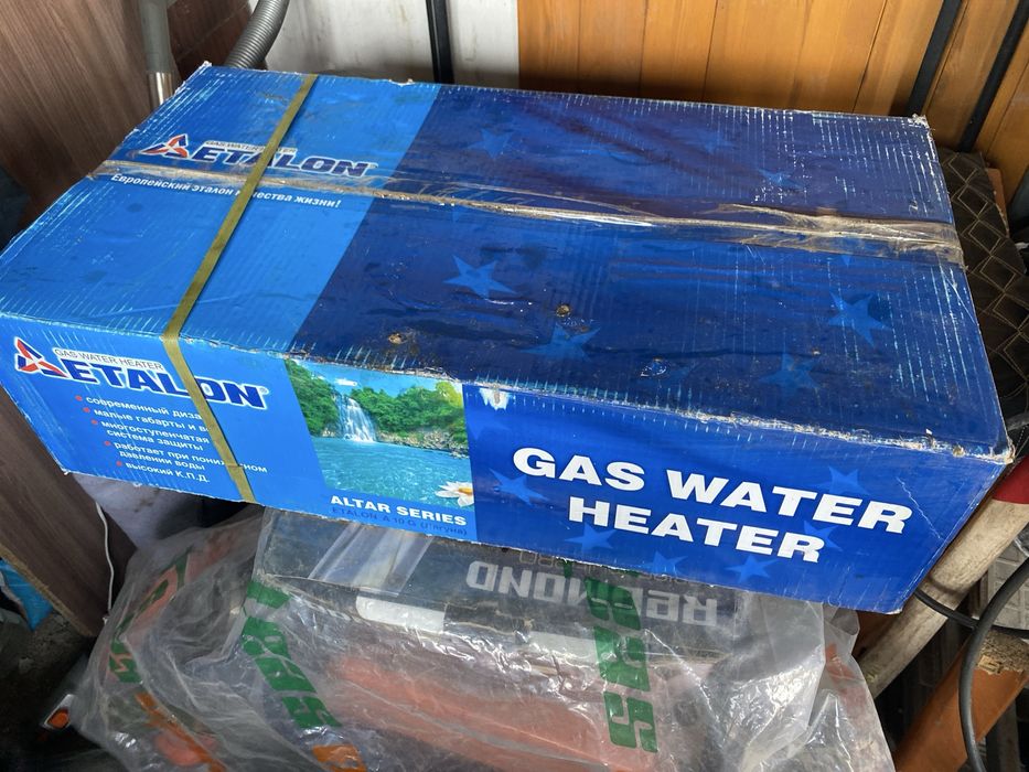 Продам водонагреватель новая